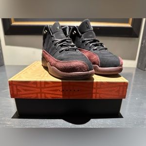 Air Jordan 12 A Ma Maniere black Toddler sneakers size: 10c